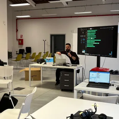 Diventa un pioniere dell'educazione digitale con Talents for Future